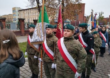 MIEJSKIE OBCHODY 104. ROCZNICY ODZYSKANIA NIEPODLEŁOŚCI PRZEZ POLSKĘ