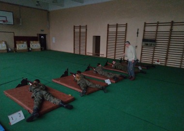 TRENING STRZELECKI DLA UCZNIÓW KLAS MUNDUROWYCH
